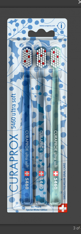 Curaprox CS 5460 Ultra soft 3ks WINTER Berry barva: čirá + světle modrá + tmavě modrá