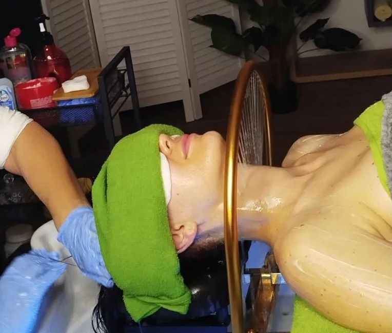 Šampóny a starostlivosť pri Head Spa: Čo naozaj funguje na vlasovú pokožku?