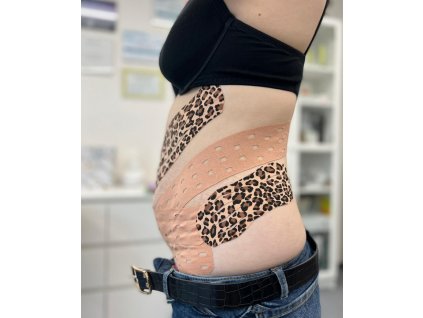 Face-to-face Dr.Nek slim taping course for slimming the abdomen and hips
