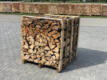 Palivové dřevo 25cm - tvrdé, štípané, skládané (1prmr)