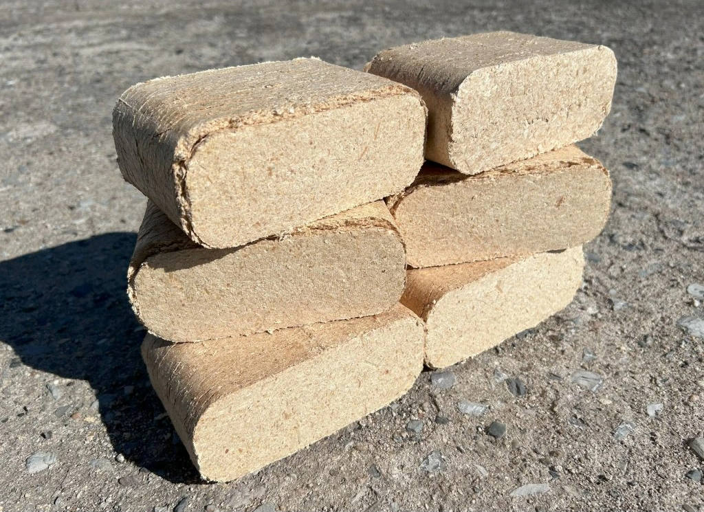 Dřevěné brikety: Moderní a šetrný způsob vytápění