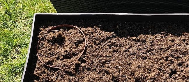 Květináč na mátu