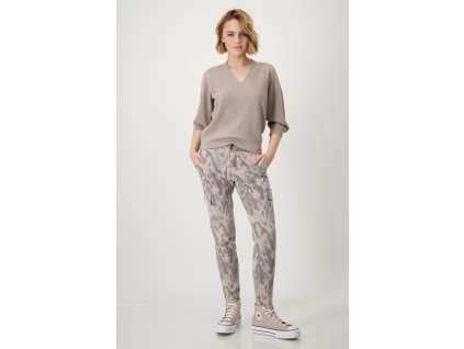 409248 503 Model FullBody 1200