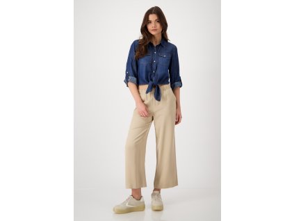409567 750 Model FullBody 1200