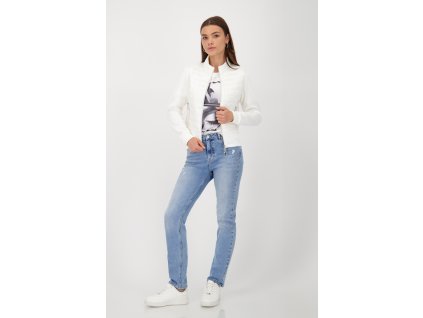 808765 102 Model FullBody 1200
