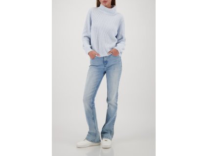 809509 735 Model FullBody 1200