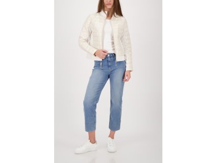 410874 124 Model FullBody 1200