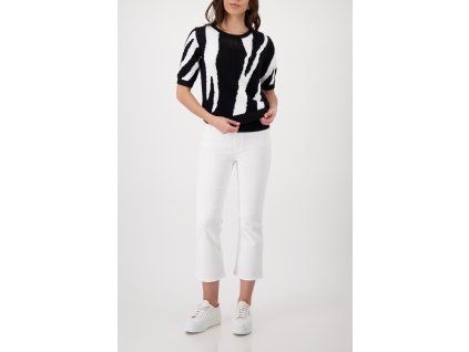410909 997 Model FullBody 1200
