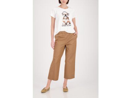 410748 523 Model FullBody 1200