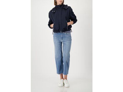 410516 755 Model FullBody 1200
