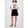 410576 105 Model FullBody 1200