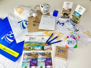 🎉✨Pre Žiar nad Hronom sme pri príležitosti 780. výročia pripravili sériu až 17 produktov v reprezentatívnom dizajne....