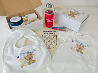 🎁✨Pre obec POHRONSKÁ POLHORA sme pripravili praktické a reprezentatívne predmety na mieru. Súčasťou je darčekový box pre...