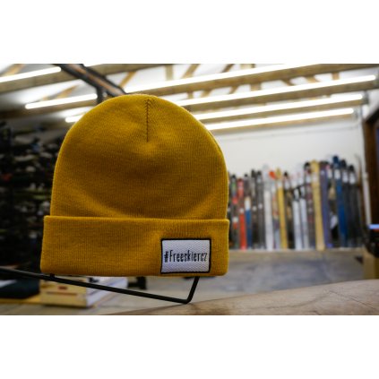 čepice žlutá Freeskier.cz