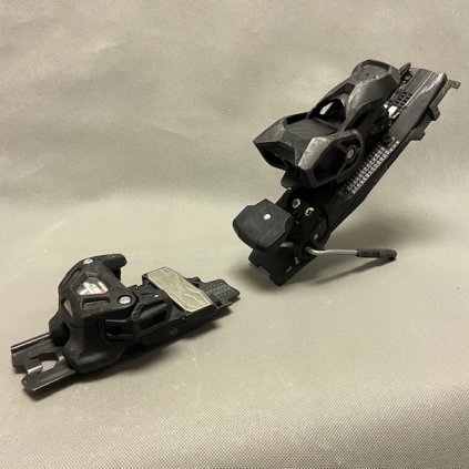 38072 tyrolia attack 13 black