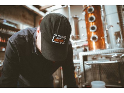 All you need is Negroni čepice