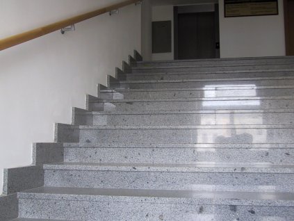 2 Lipnická žula