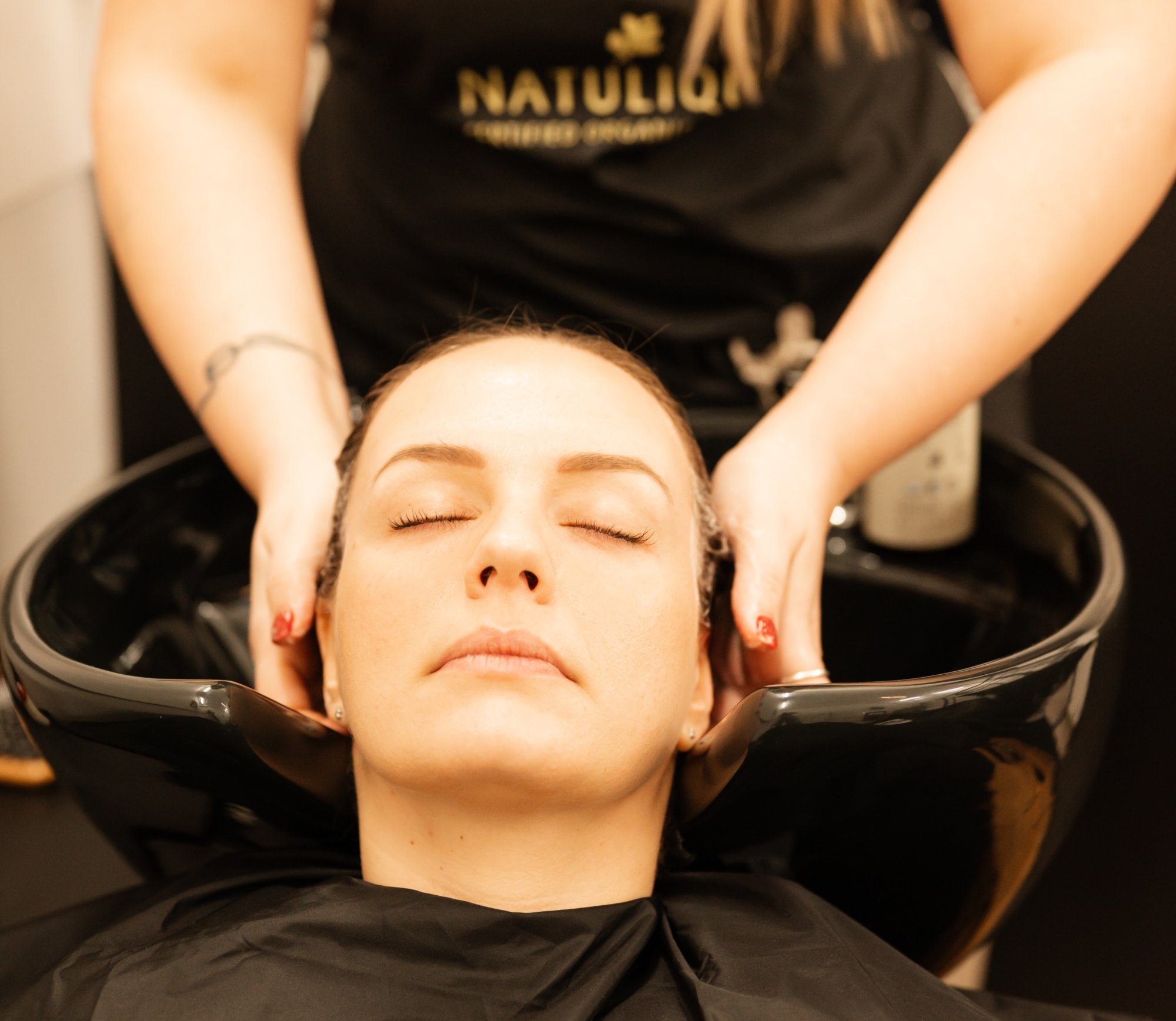 Hydratace vs. výživa vlasů: Jak poznat, co vlasy potřebují