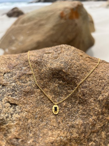 NÁHRDELNÍK BLACK ONYX