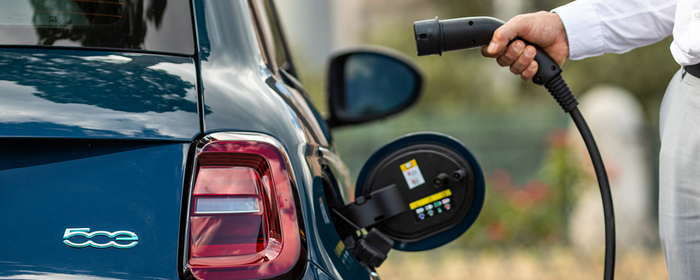 Jak nabíjet elektromobil doma: kompletní průvodce 2026