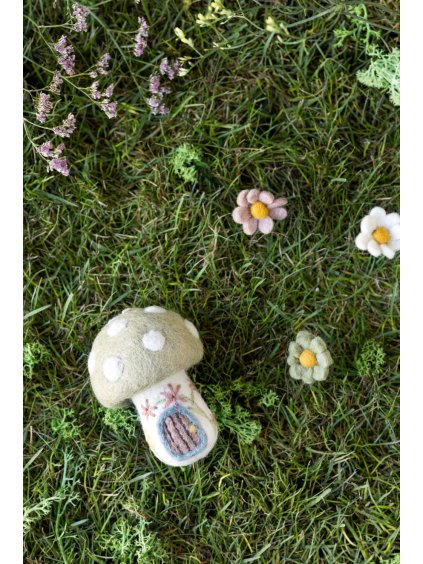 Plstěná domečková houbička