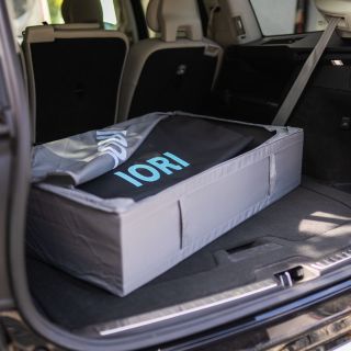 Iori Red Light Therapy Wrap pohodlně převezete, kam budete chtít. Můžete mít svou světelnou terapii vždy po ruce.