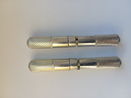 Držadla pilky na odrohování