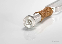 OM-Bergkristall-15mm-Tuningfork-Gemfoot-Stahl-Stimmgabel-Aufsatz-Edelstein-Klangschwingung-a_ml