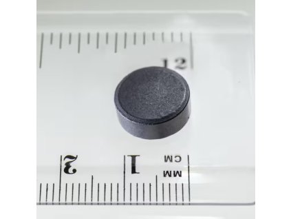 magnet-kulatý-cerny-1ks-izotropníi-12x5mm