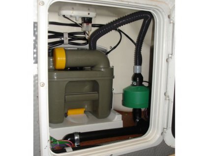 76f0820fca6d0f6cbbaeedd747c5a967060cf38e 301180 00 P1 14 FAN thumbnail 2000px 72ppi