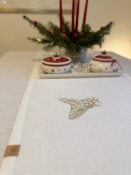 BĚHOUN LNĚNÝ BÍLÝ S PLATINOVÝM TISKEM 40 x 145 cm