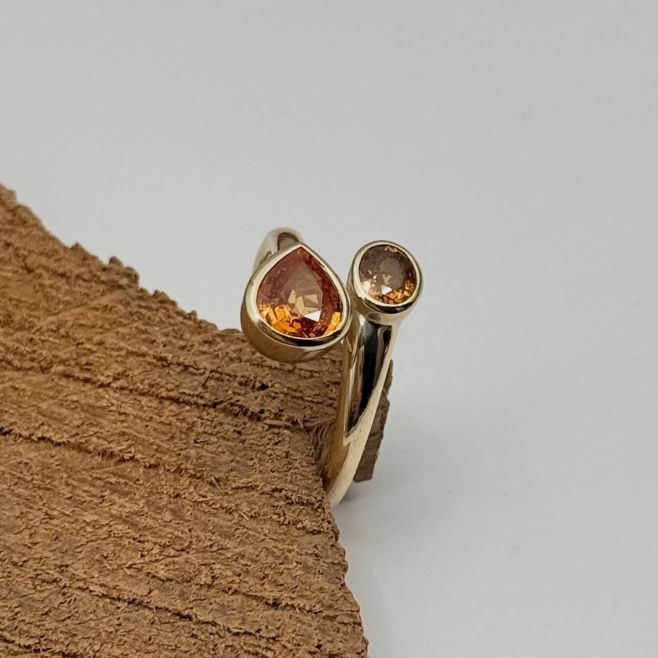 Na zakázku 🤍 Renovace šperku. Ze starého náramku jsme použili zlato o kameny a vytvořili takto nádherný kousek! 🤍🙏🏻💍 To...