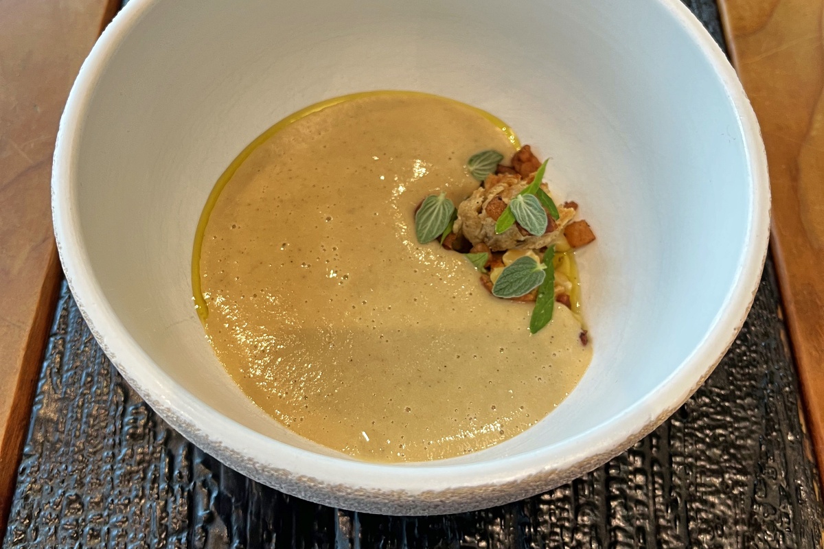 Pea miso soup