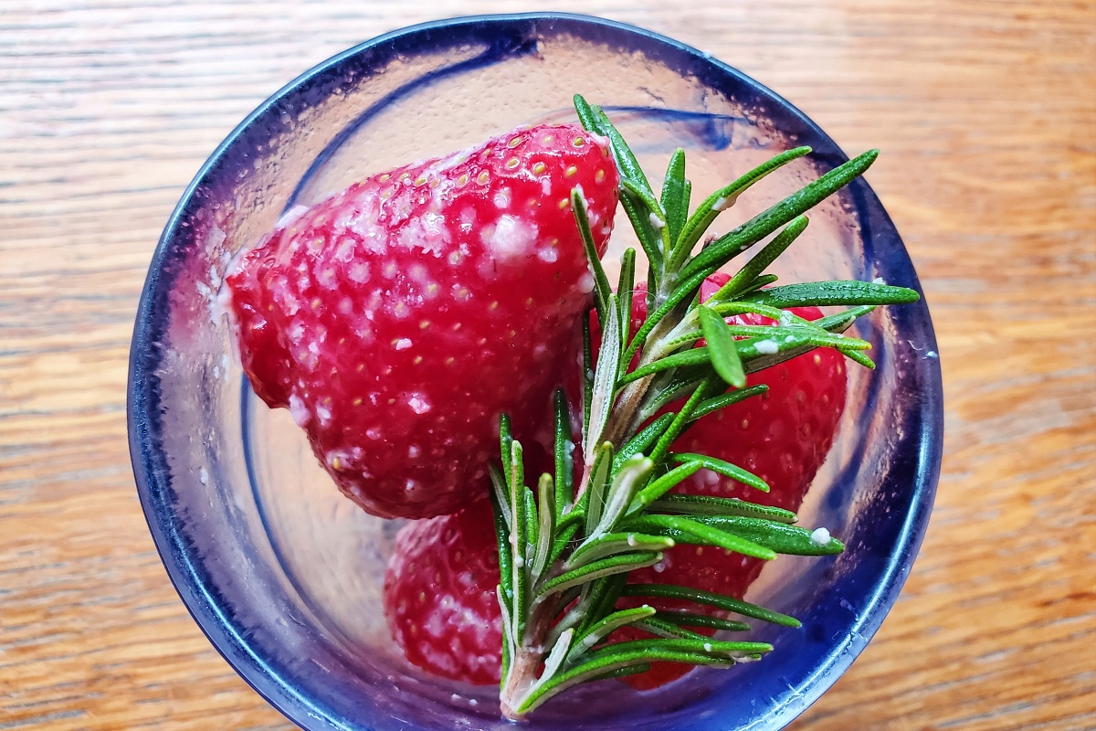 Strawberries with shiokoji