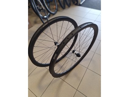 Zapletená karbonová gravel kola Farsports H36W32 1300 gr.