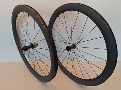 Zapletená karbonová silniční kola Farsports H45W30 1320 gr.