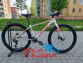 Juniorské horské kolo Amulet 27,5 Youngster 1.10 SH 2025