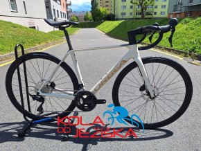 Silniční kolo Orbea Orca M30 2025