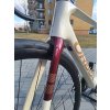 Silniční kolo Orbea Orca M30i 2025 Ivory White/Burgundy Red/Black