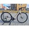 Silniční kolo Orbea Orca M30i 2025 Ivory White/Burgundy Red/Black