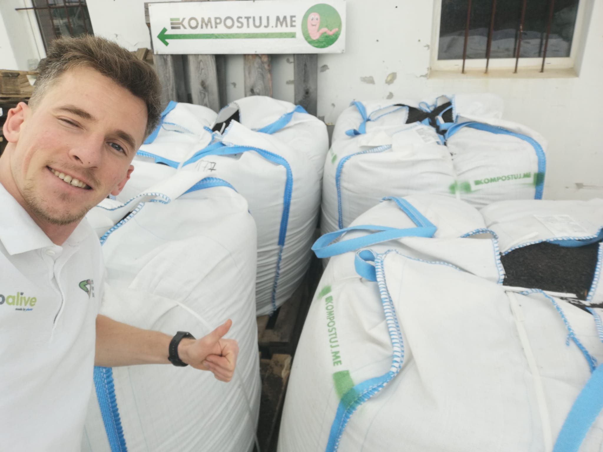  Doposiaľ sme predali viac ako 70m3 kompostu. skvelé že?  