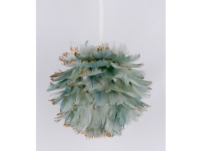 péřová ozdoba zdobená zlatem