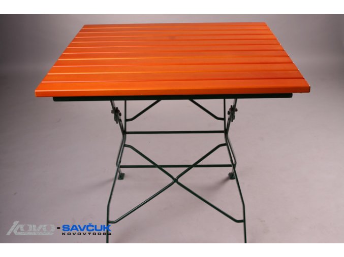 Zahradní kovový skládací stůl s dřevěnou deskou 120x80 cm