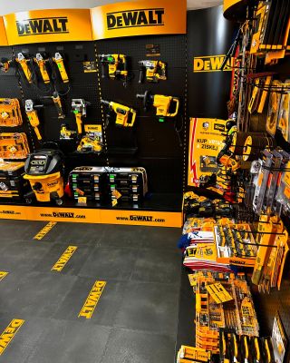 Náš DeWALT koutek ⚫️🟡 #dewalt #tools #krnov