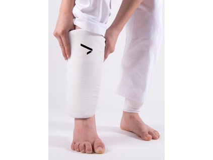 JIPRO40 IPPONGEAR Schienbeinschoner neu1