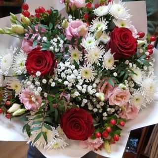 K narozeninám 🎂🥂...