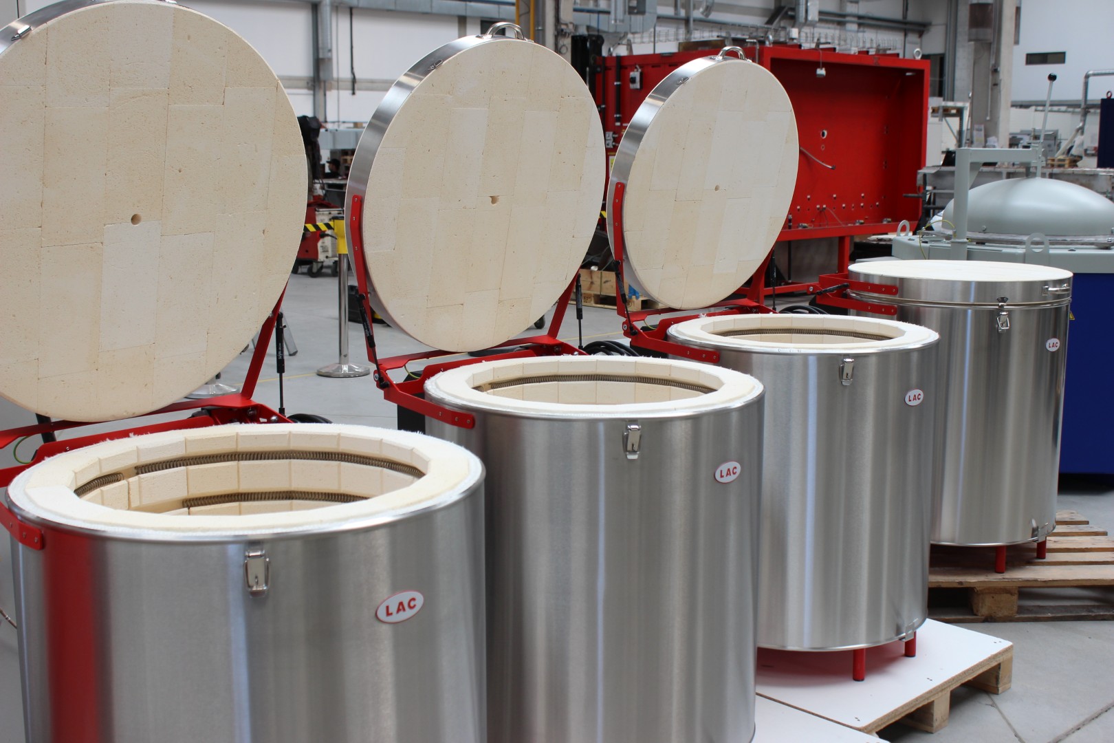 Open LAC top-loading ceramic kilns in different sizes