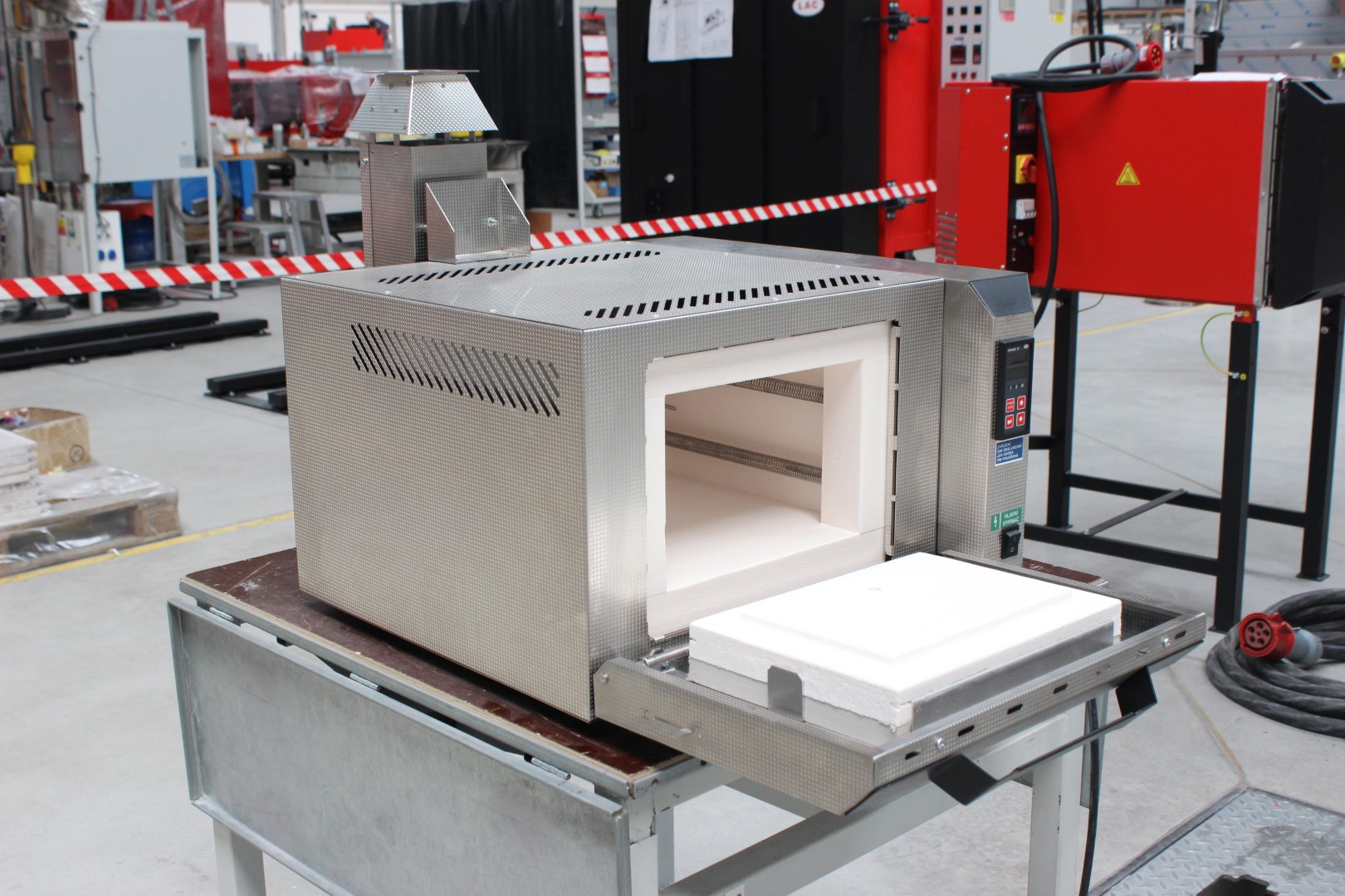 Open LAC laboratory furnace prepared for installation and operation