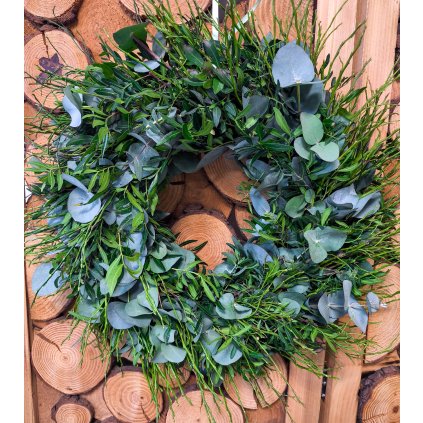 Věnec - "divočák" z borůvčí a eucalyptu