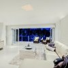 Bílé stropní LED svítidlo s pohybovým čidlem Vendel hranaté 325x325mm 20W